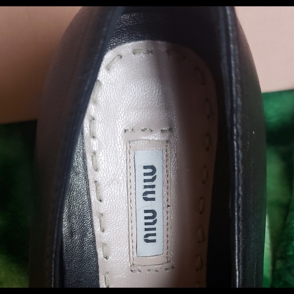 Miu Miu platform sneaker flats. - Picture 6 of 8